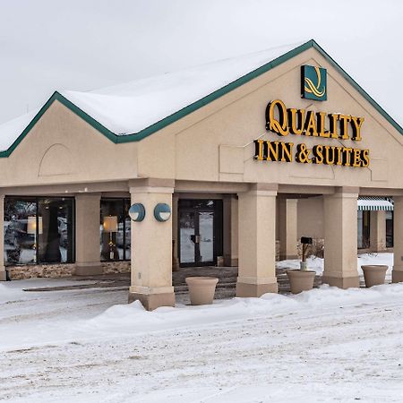 Quality Inn & Suites Брейнърд Екстериор снимка